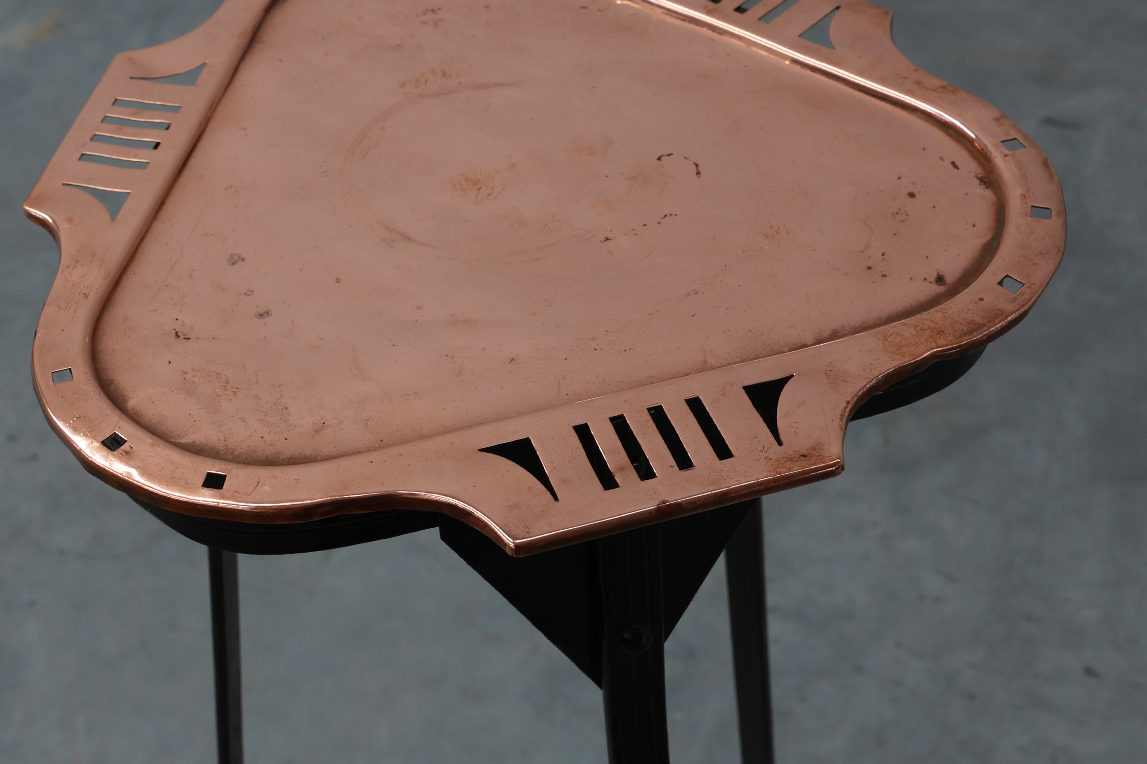 Art Nouveau console in metal with copper plate in the style of Bovythumbnail